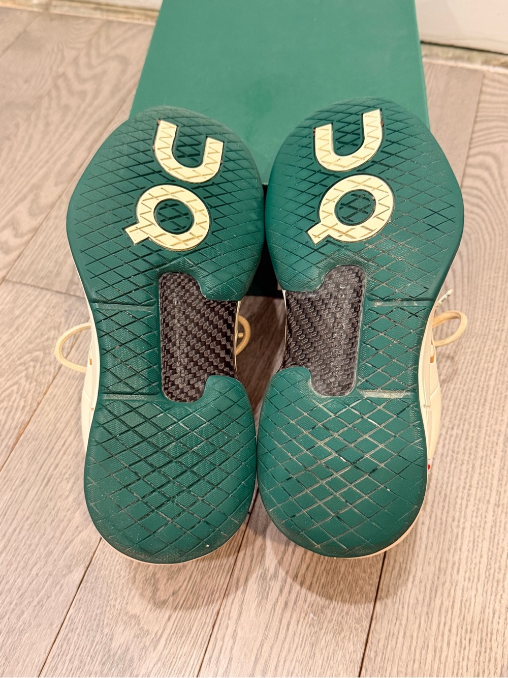On Running Running The Roger Pro (Beams collab) Cream/Green Tennis Shoe - Picture 11 of 12